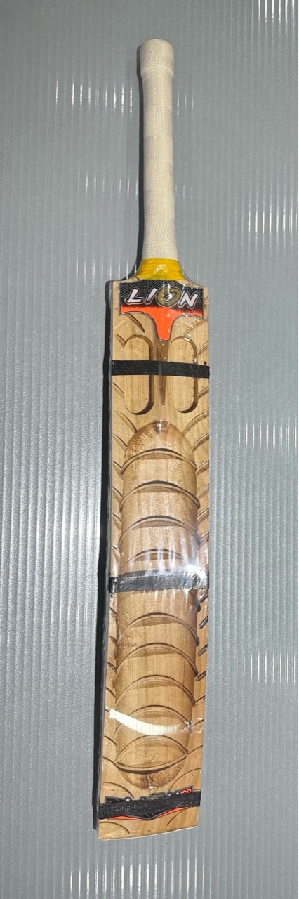 Lion Cricket Bat Tennis view 2