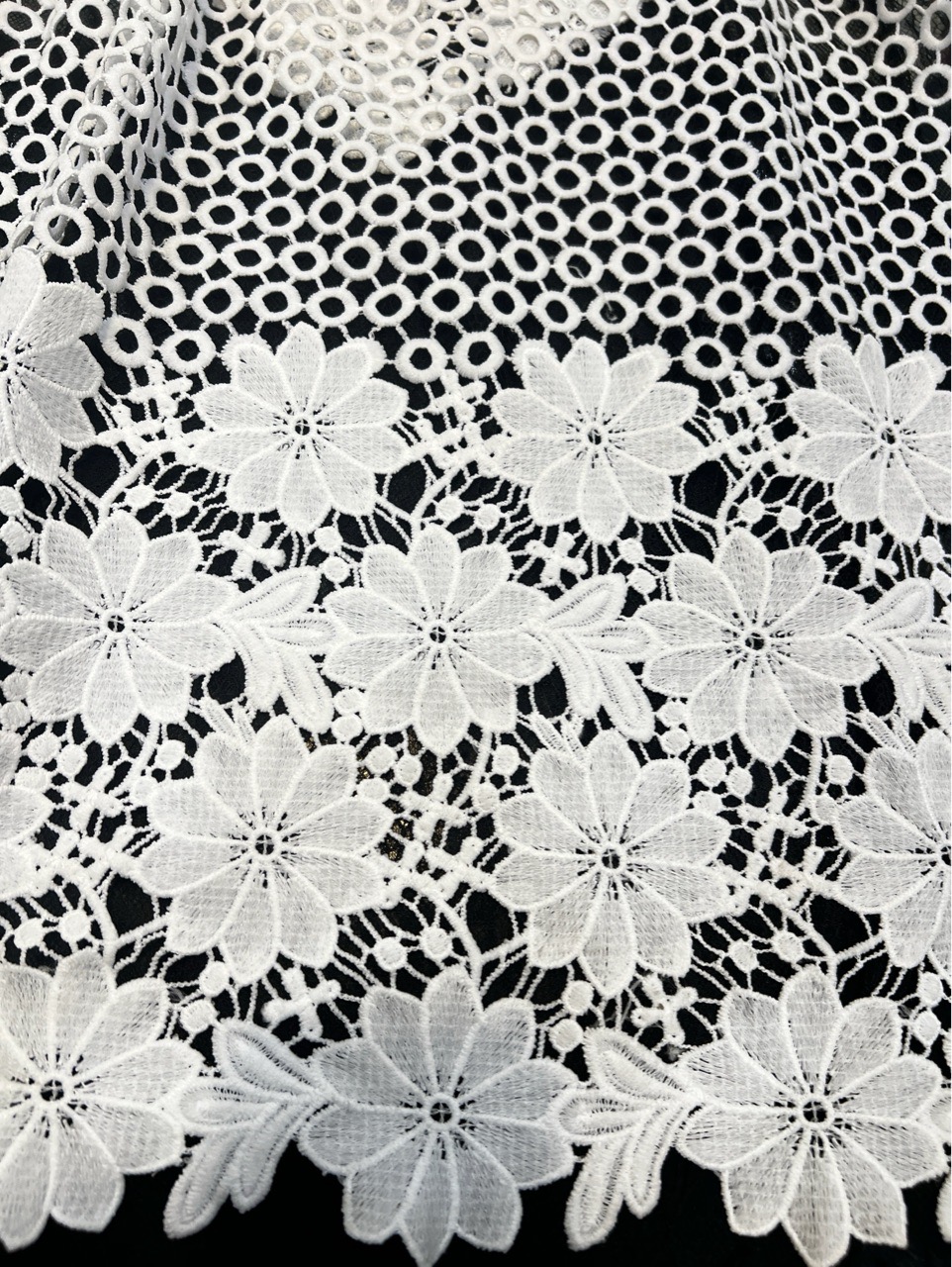 FAGPO108 Guipure Lace Fabric view 2