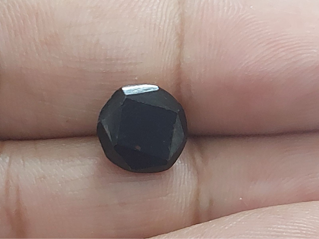 Black Gomed Gemstone view 3