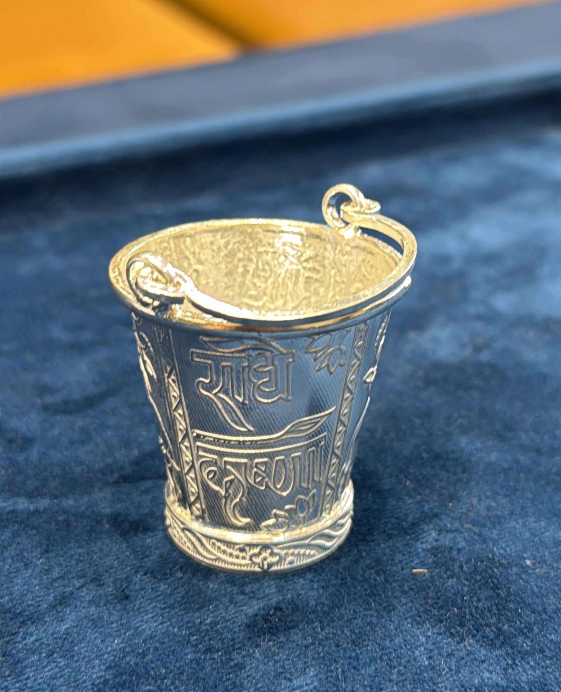 Premium Silver Radhey Krishna Bucket view 3