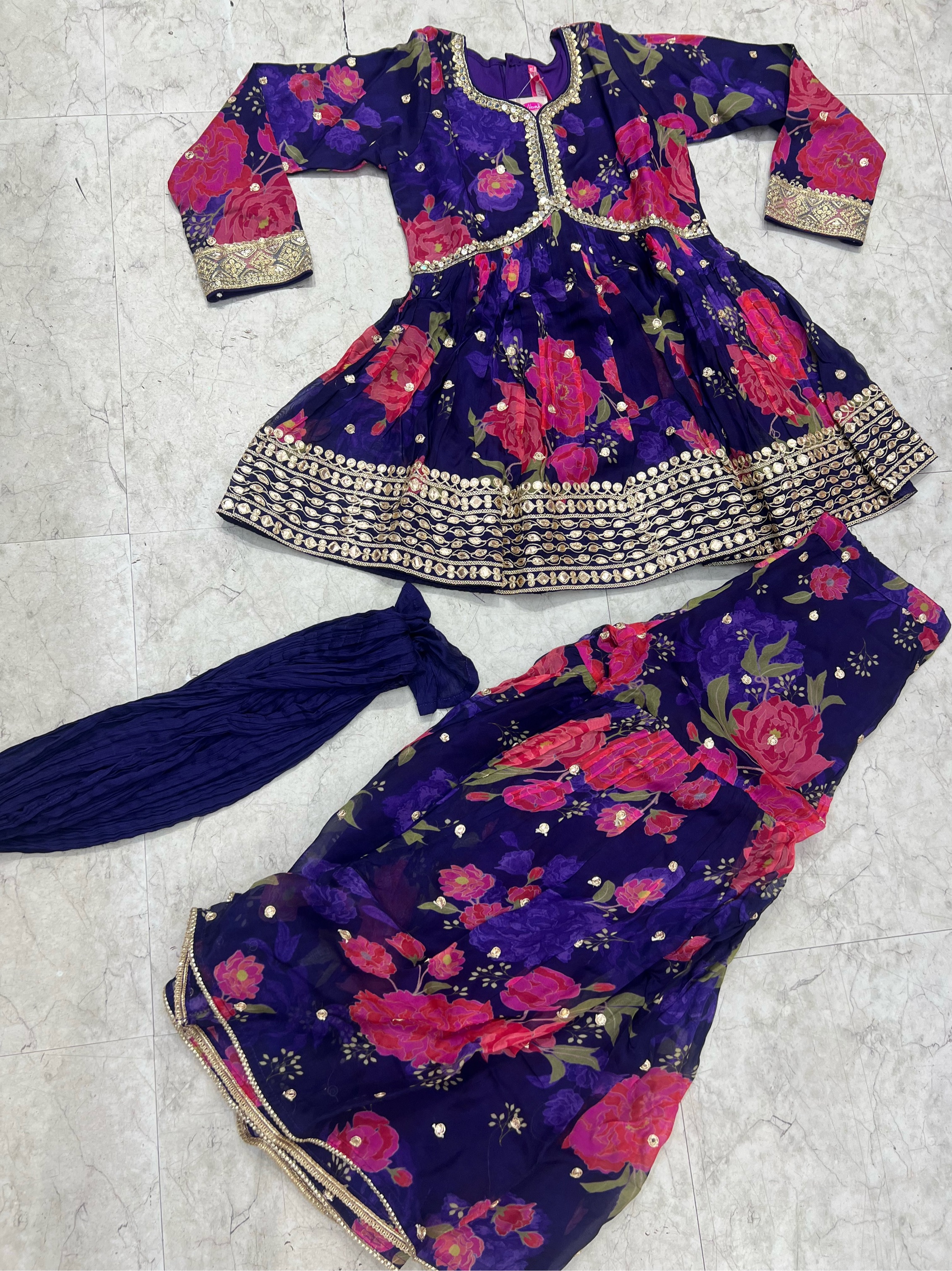 Floral Ethnic Suit Set view 3
