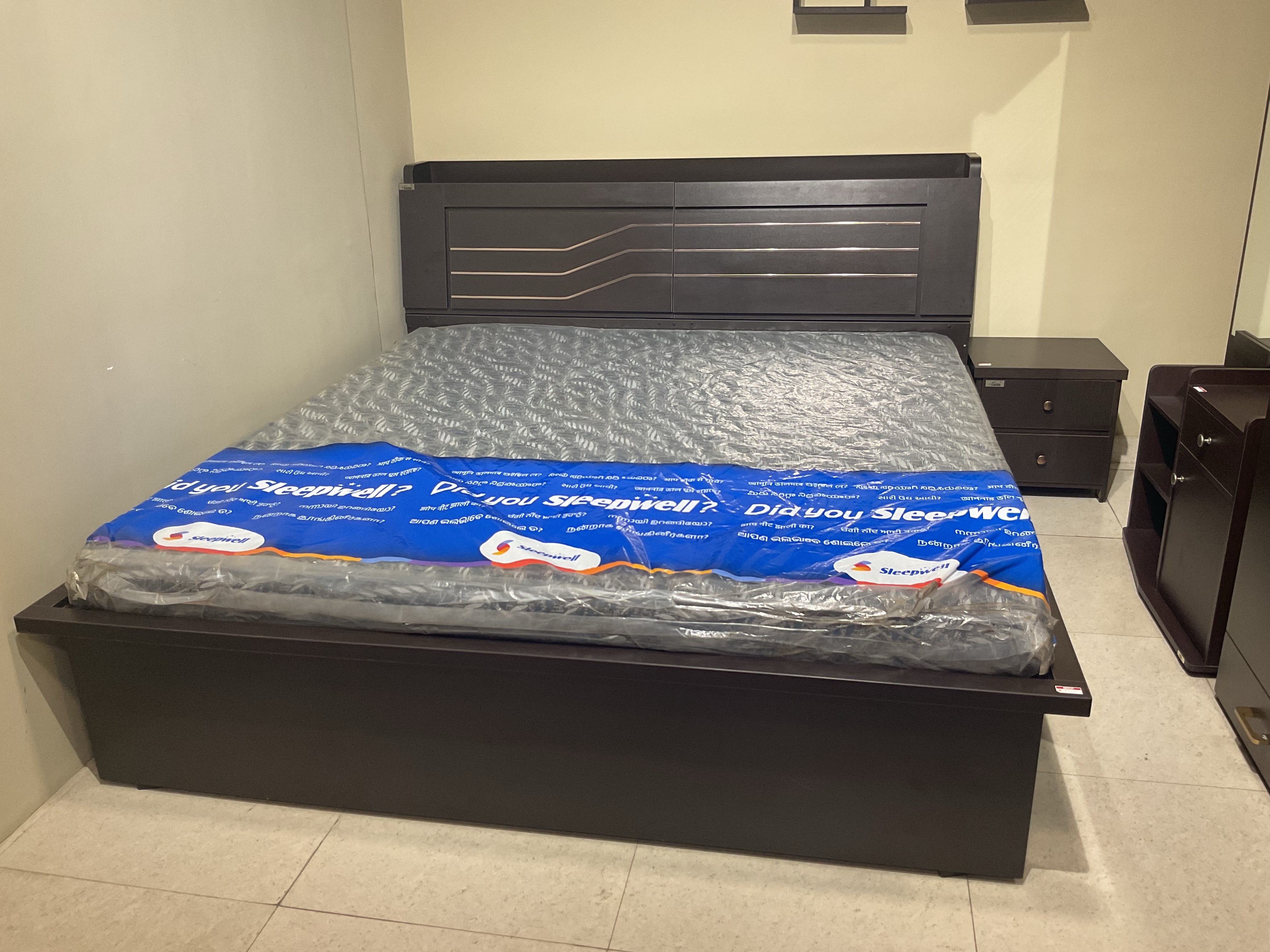 Tseb Reef Palla Full Hydrolyic Bed view 2