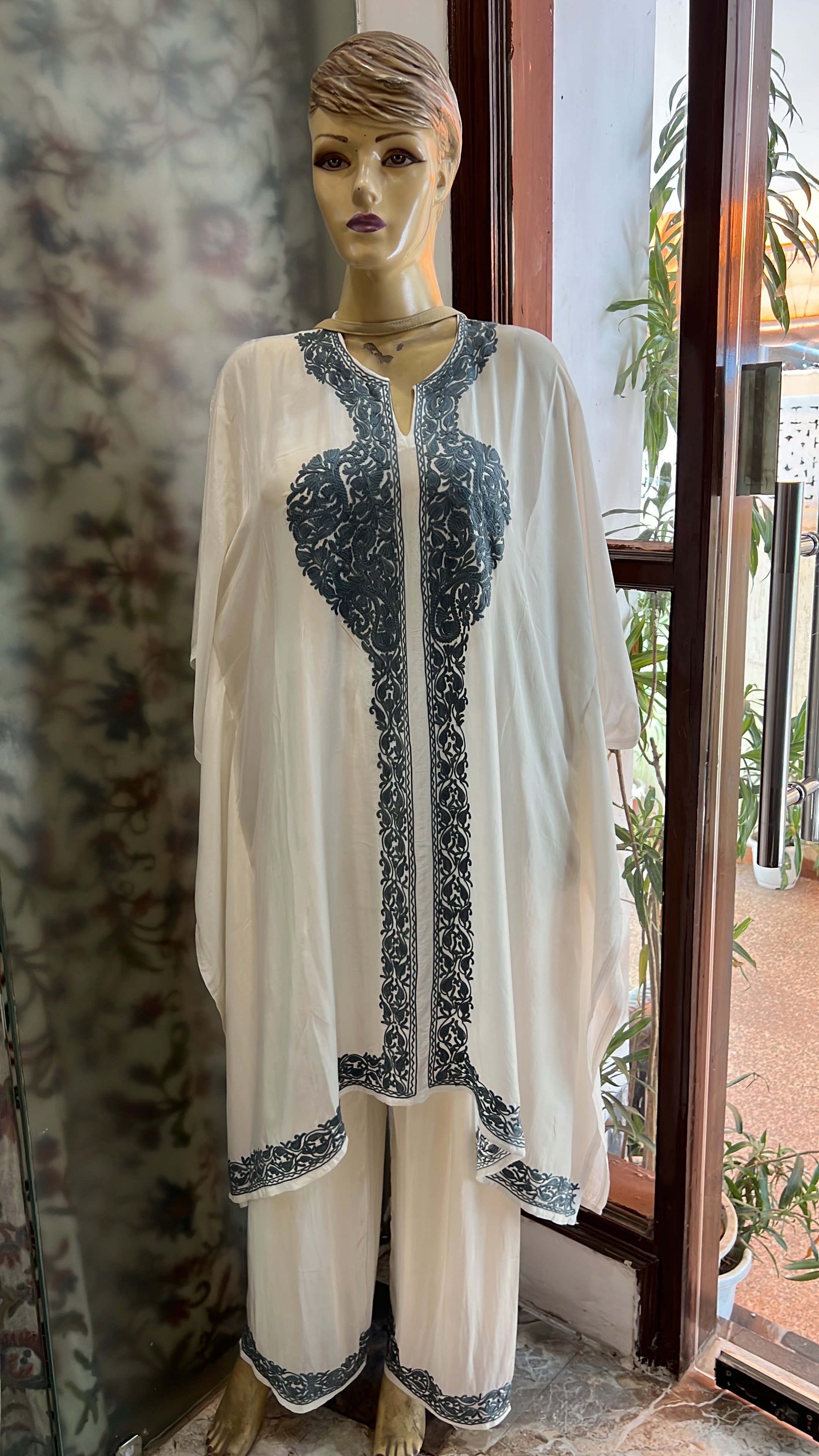 Embroidered Kaftan Set view 2