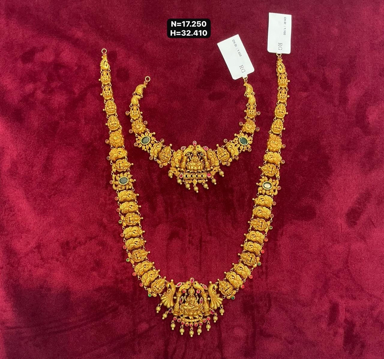 Traditional Gold Necklace Set view 5