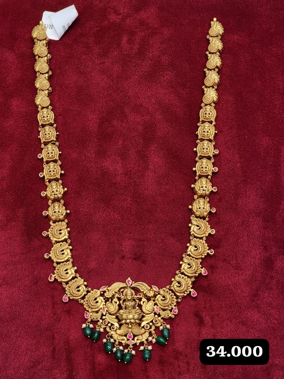 Traditional Gold Necklace Set view 6