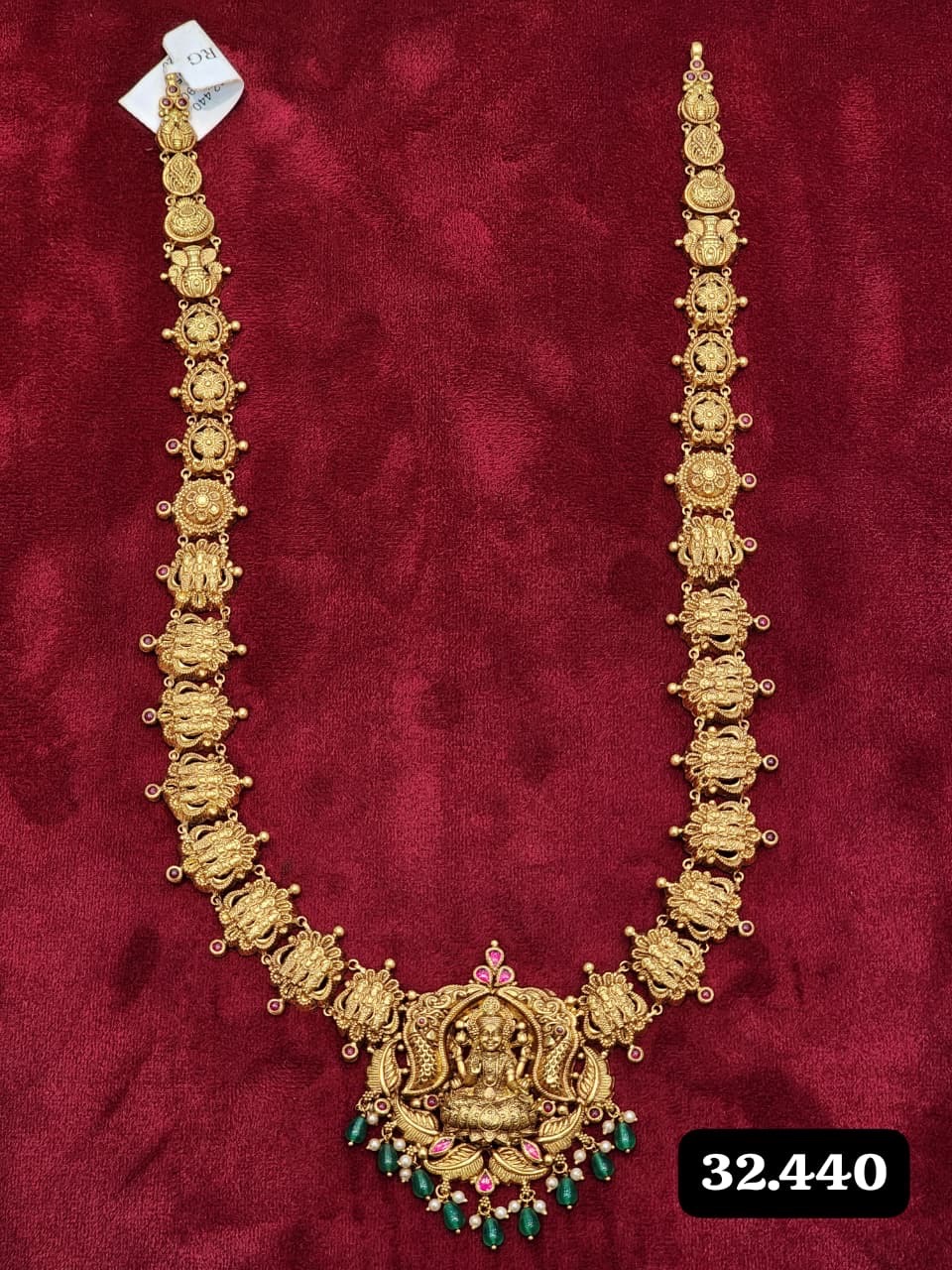 Antique Gold Necklace view 3