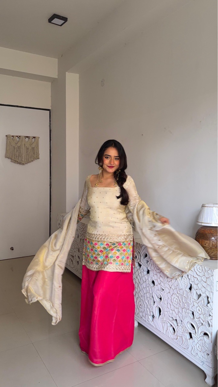 ‘Rangrez’ Sharara set view 2