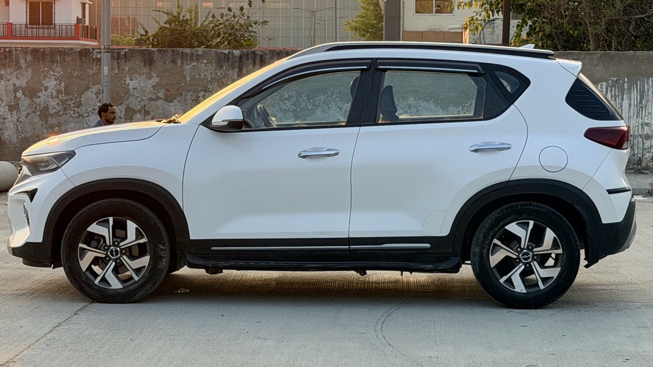 Kia Sonet view 4