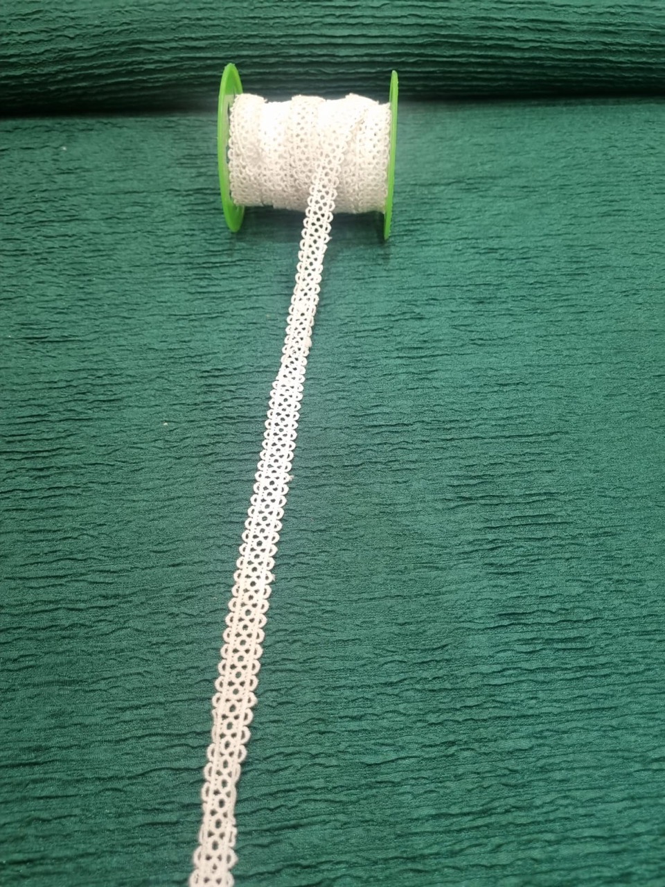 FAGL07 Lace Trim view 2