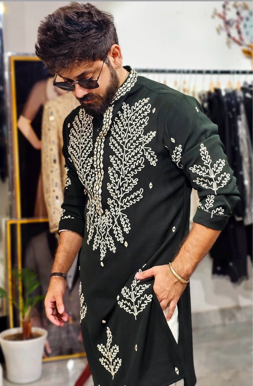 Mehendi Green Kurta + Off White Pant view 3