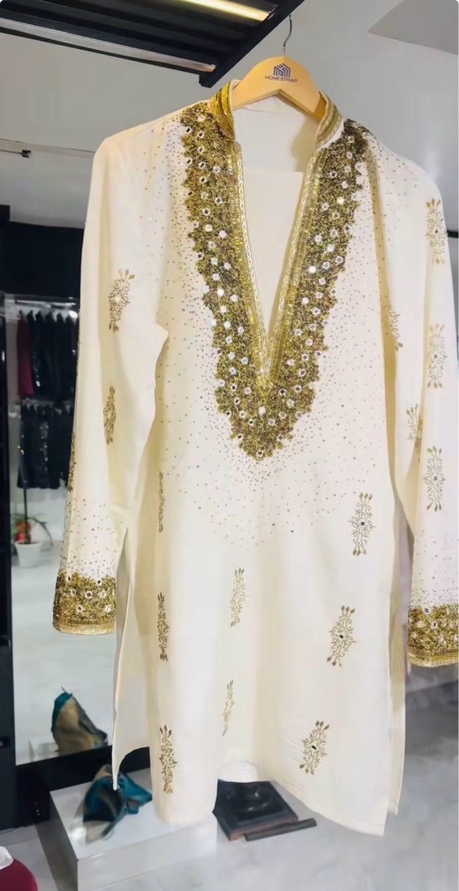 Embellished Vneck Kurta + pant + stole