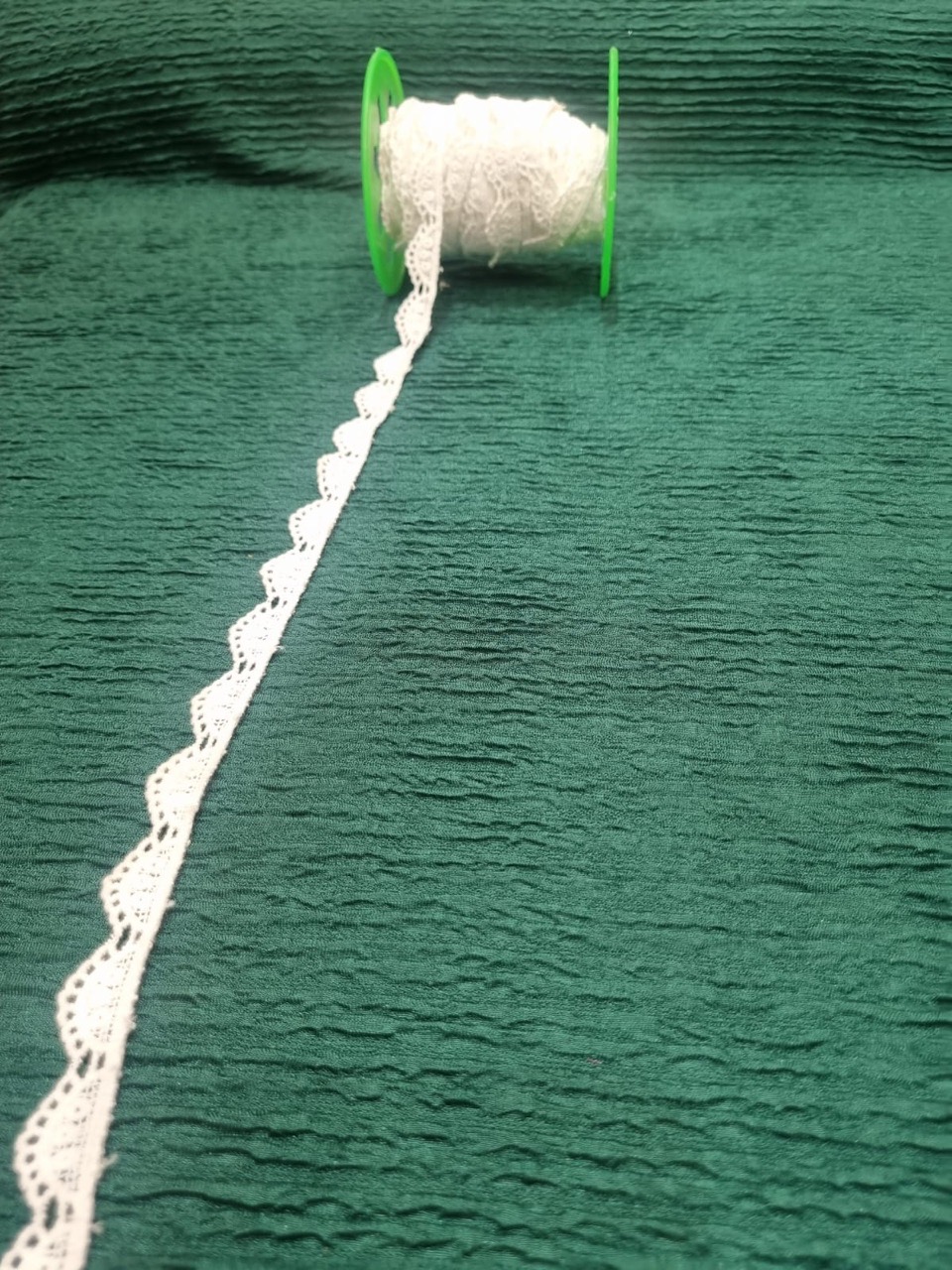 FAGL53 Lace Trim view 2