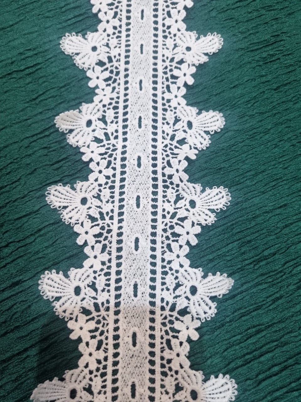 FAGL67 Lace Trim Fabric view 2