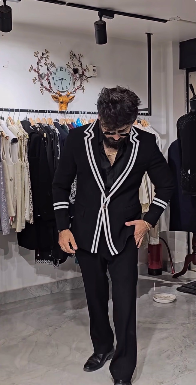 Double Striped Blazer With Pants view 2