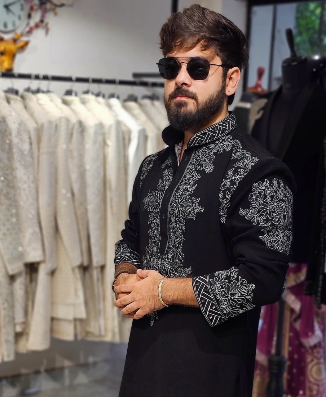 Threadwork Luxury Kurta and Pants view 3