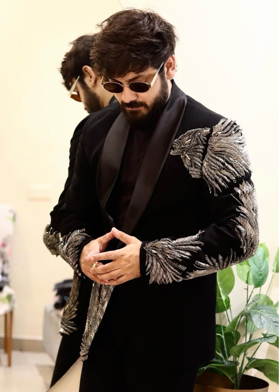 3D Lion Work Tuxedo With Pants view 3