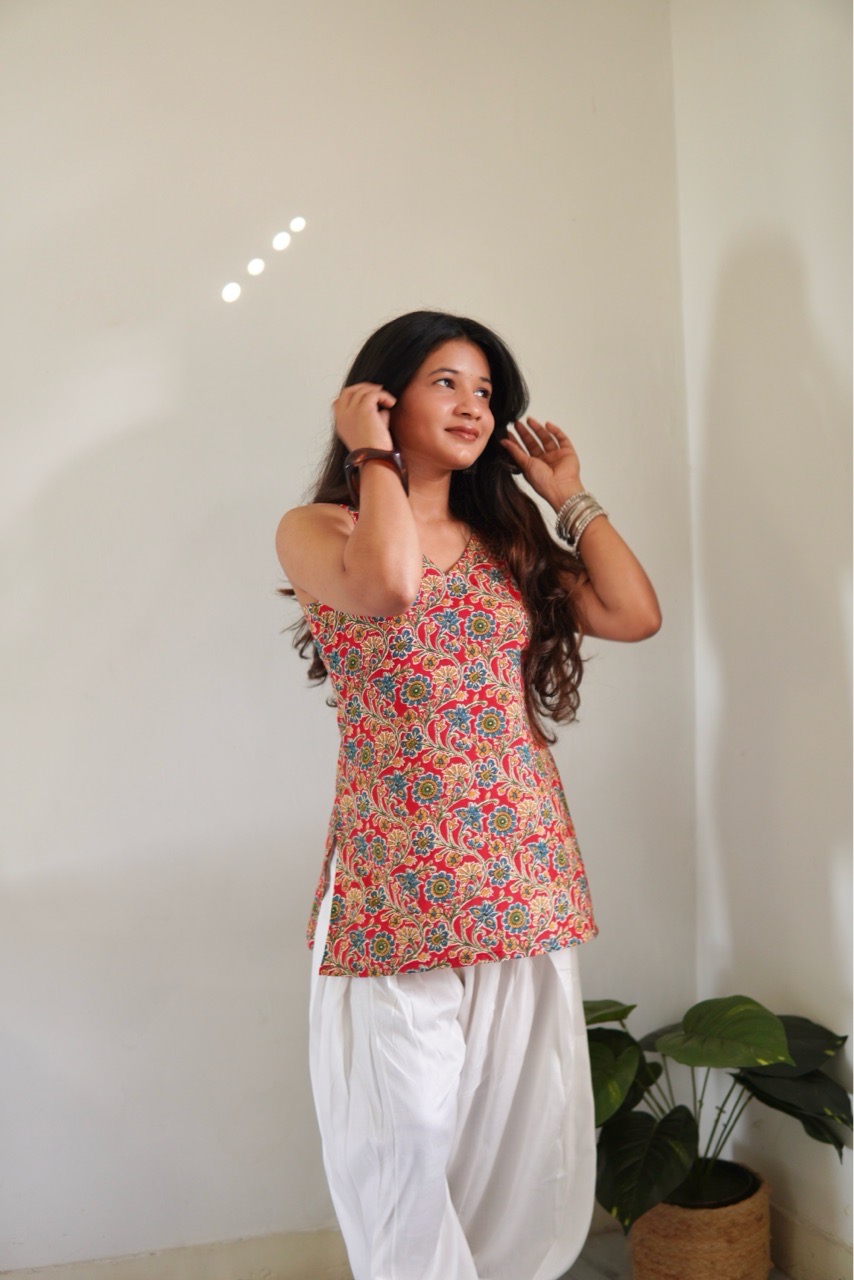 Red Paisley Kurti view 3