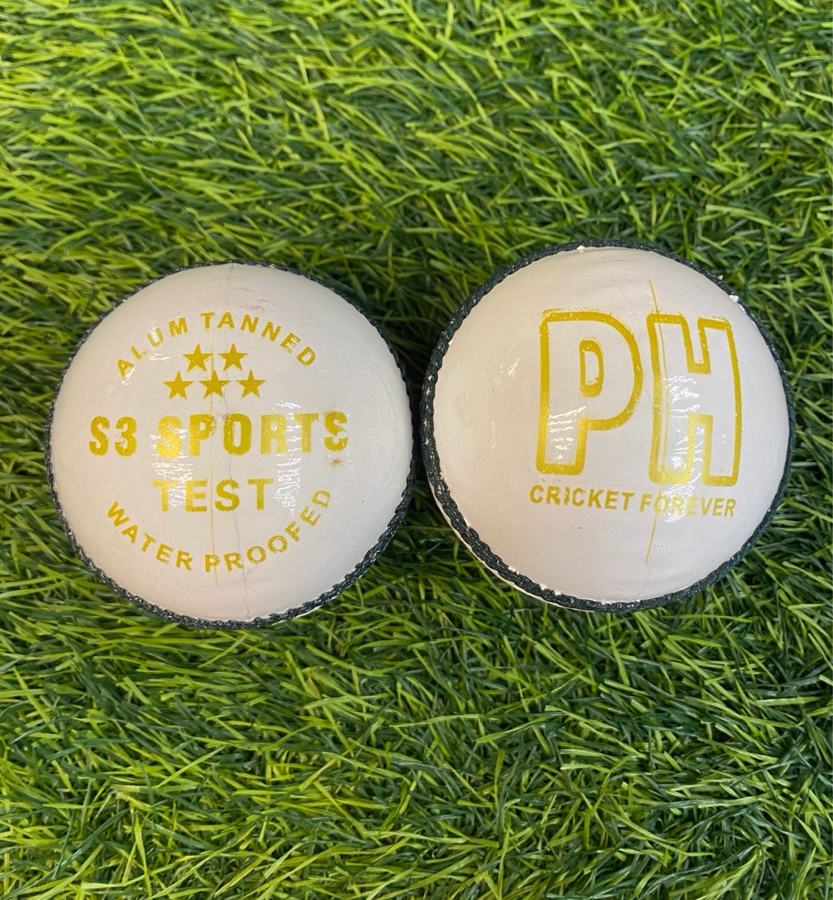S3 Sports Test Cricket Ball view 2