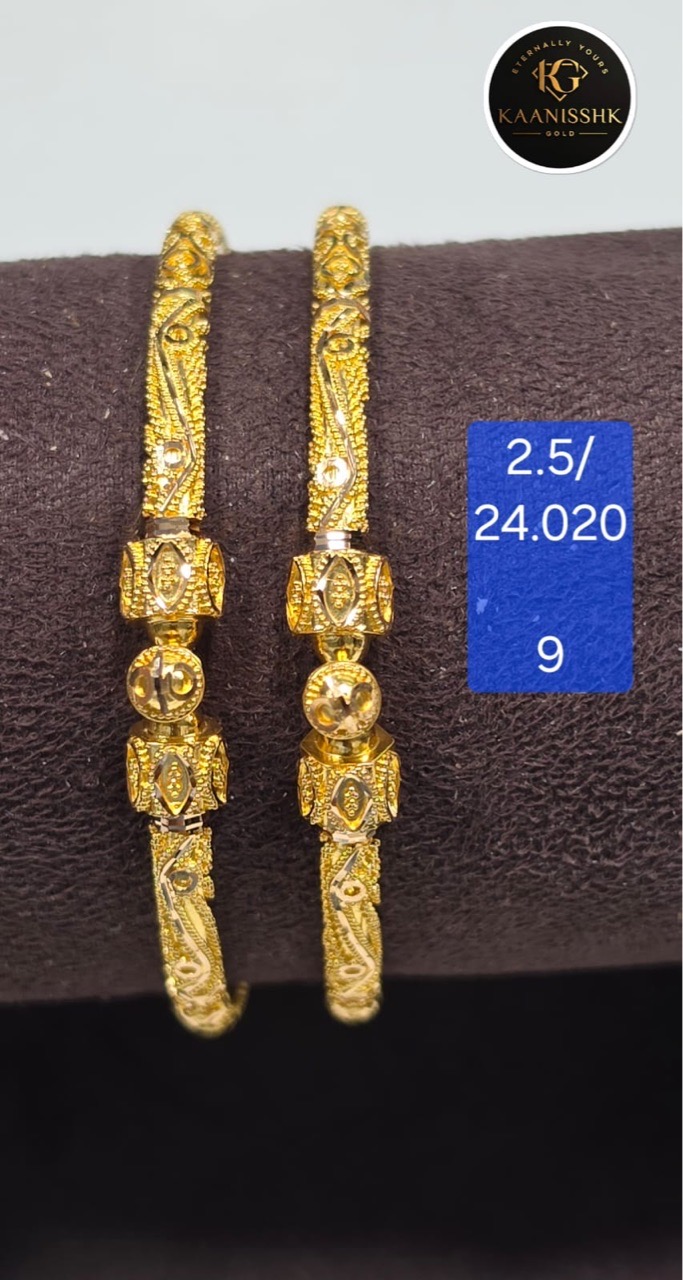 Kaanisshk Gold Bangle3 view 8
