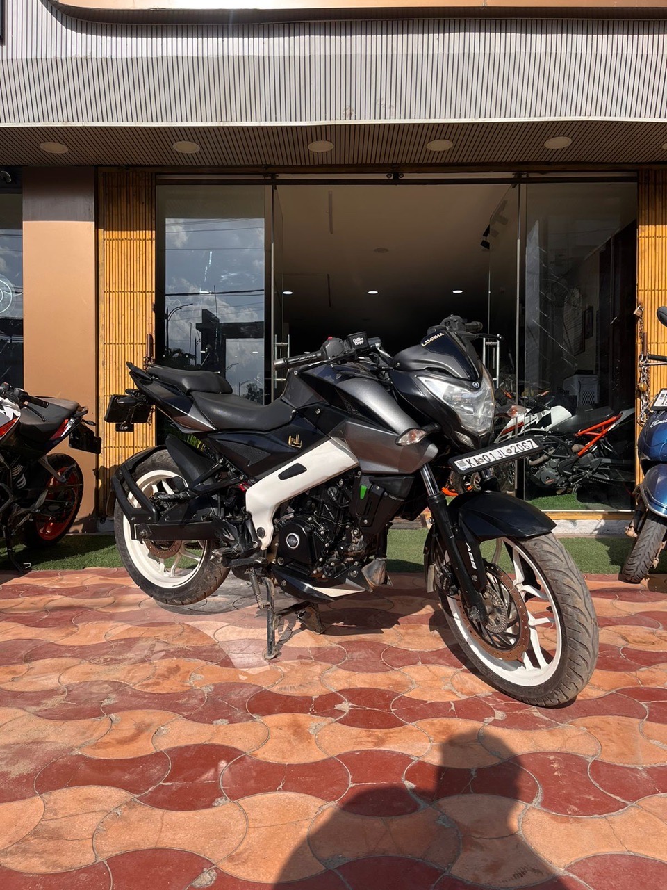 Bajaj Pulsar Ns200 / 2020 Dec Model