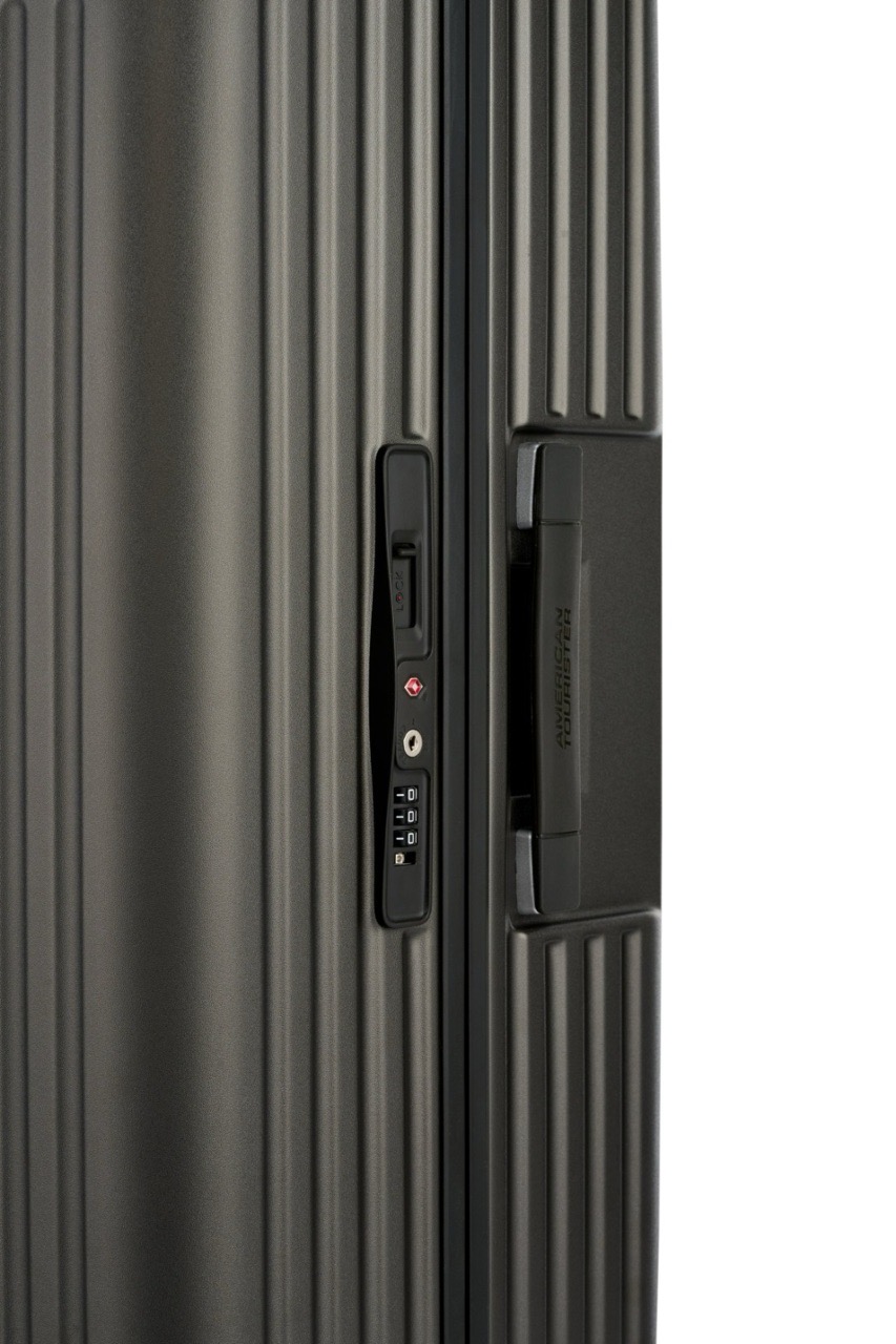 American Tourister Lockation view 2