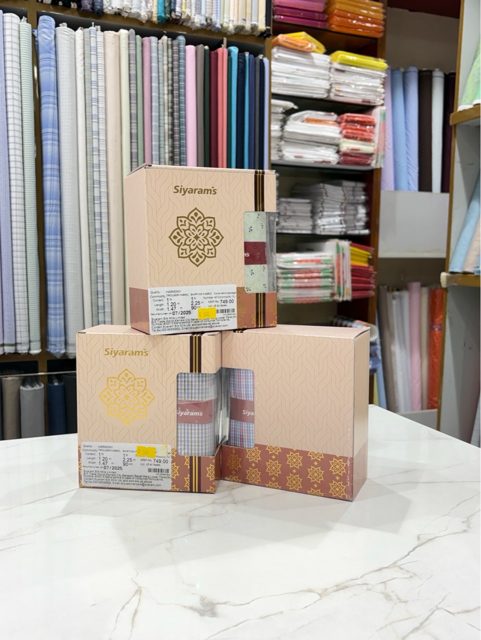 Siyarams Fabric