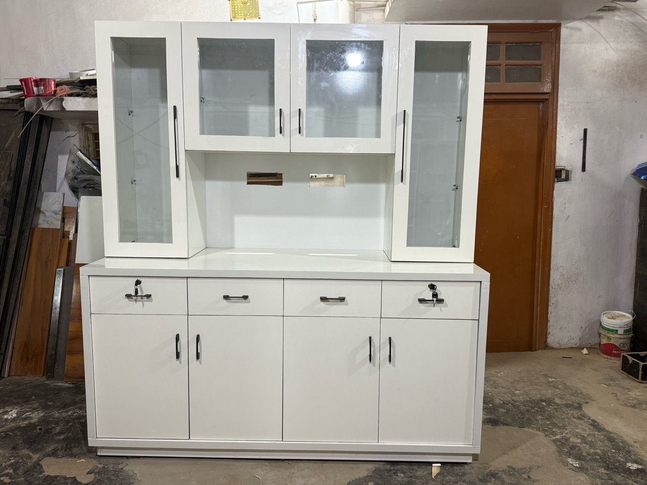 Modern Crockery Unit view 2