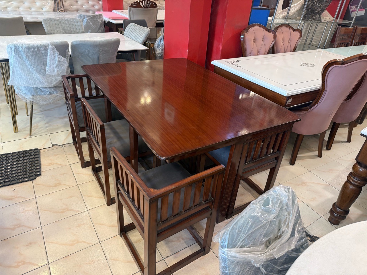 Spaceless Wooden Dining Table Set view 4
