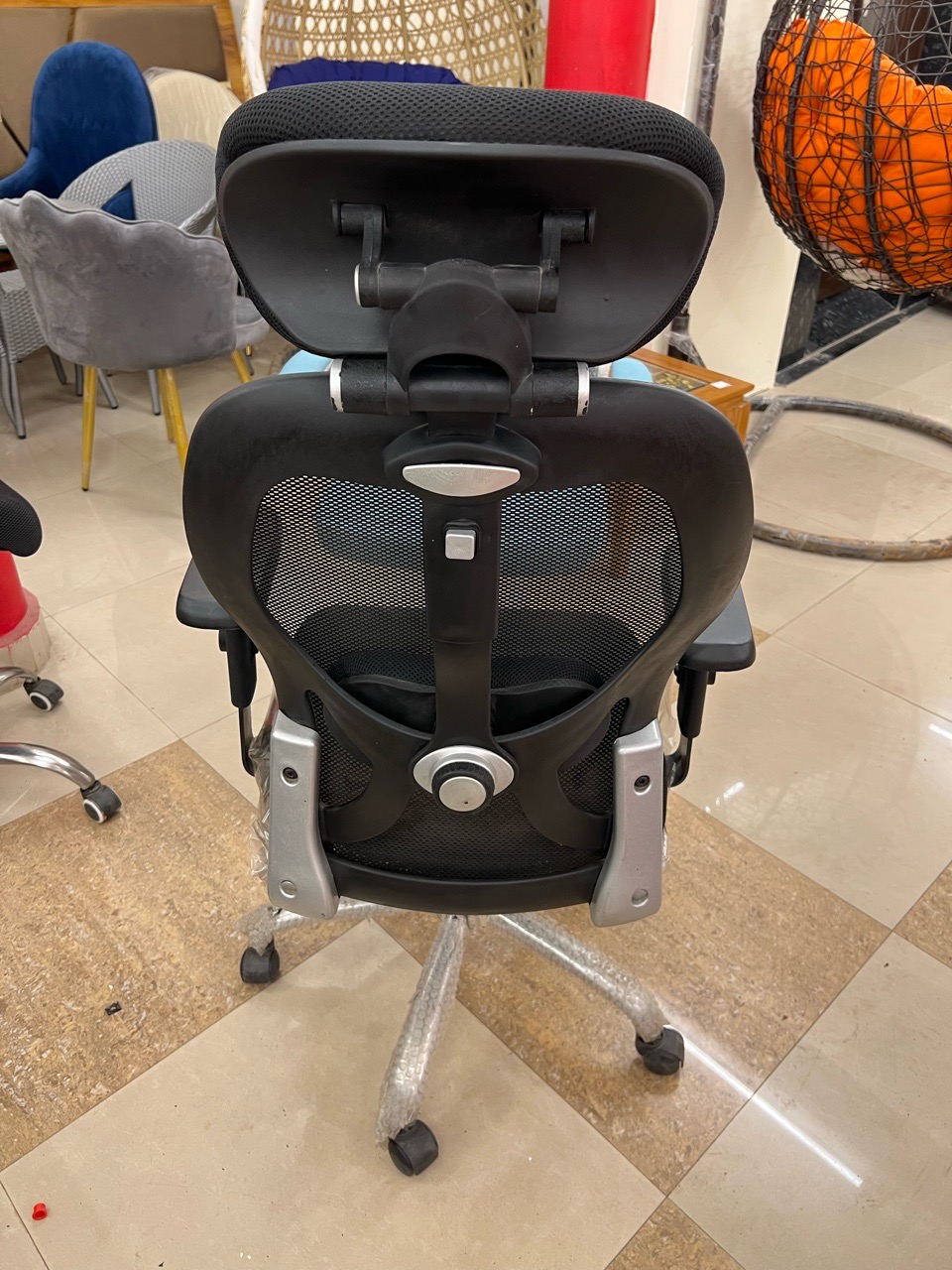 Ergonomic Mesh Office Chair view 4