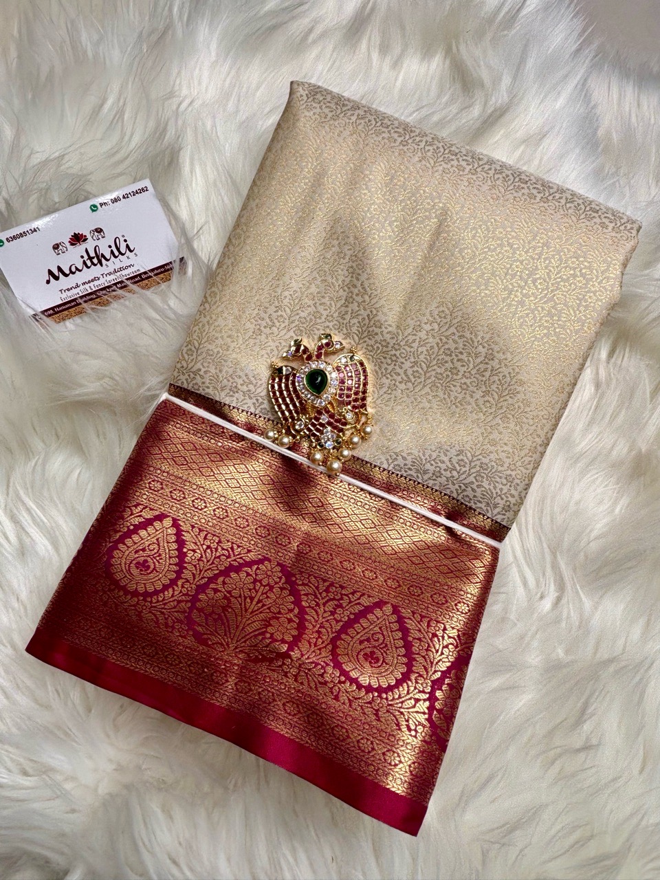 Beige and Maroon Kanchipuram Silk Saree view 2