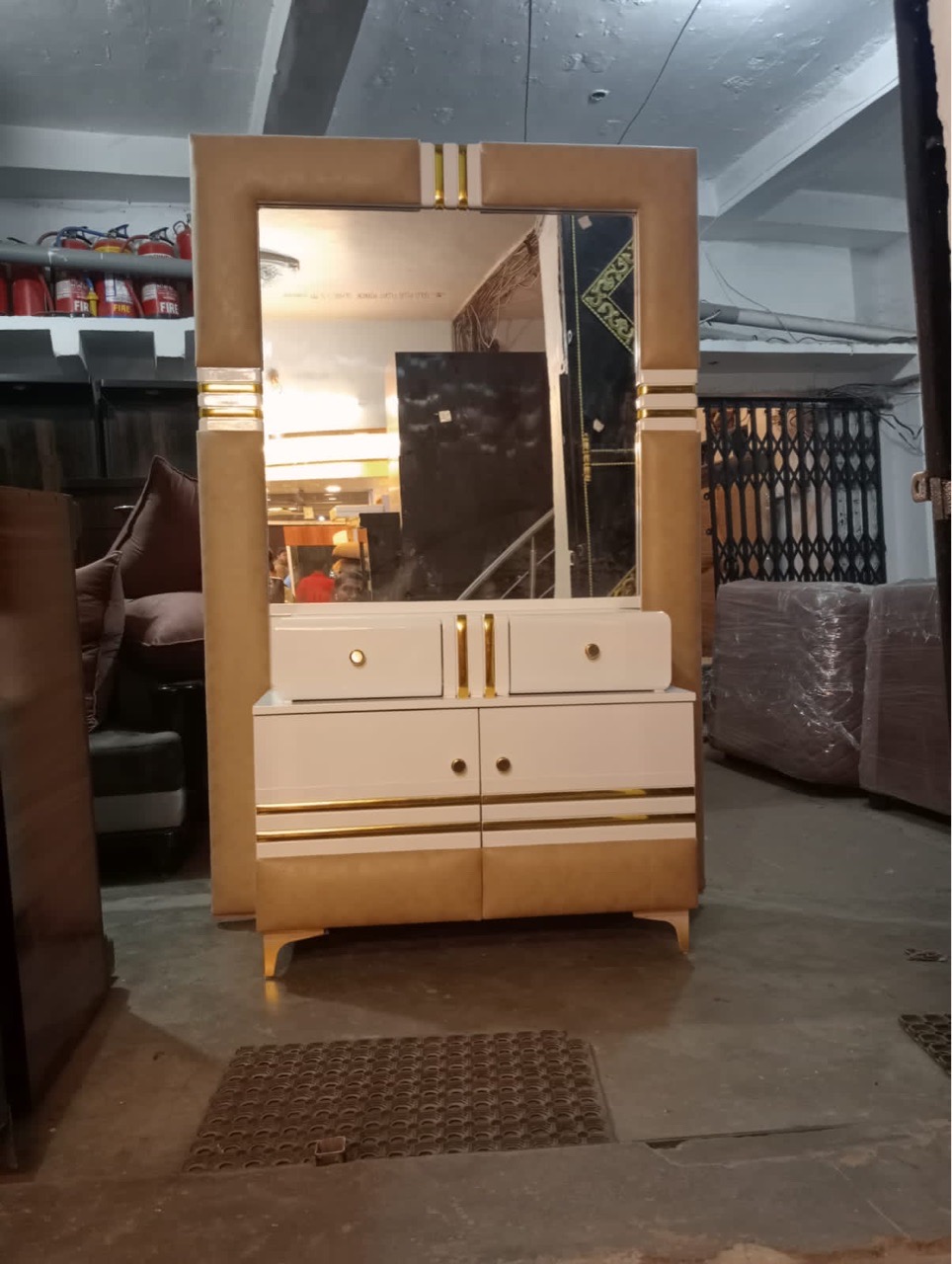Modern Dressing Table with Mirror view 2