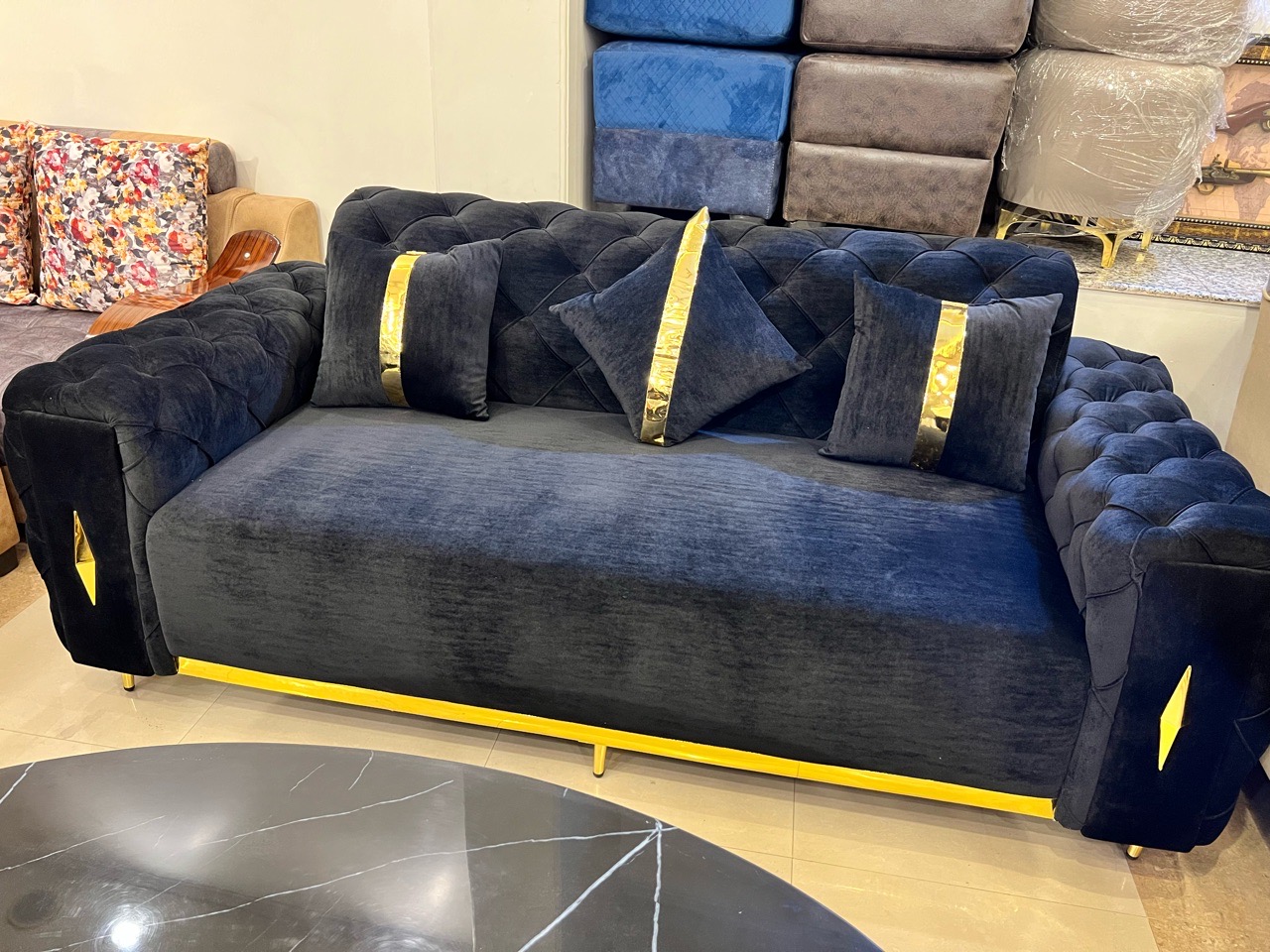 Modern Black 3+2 Velvet Sofa Set view 3