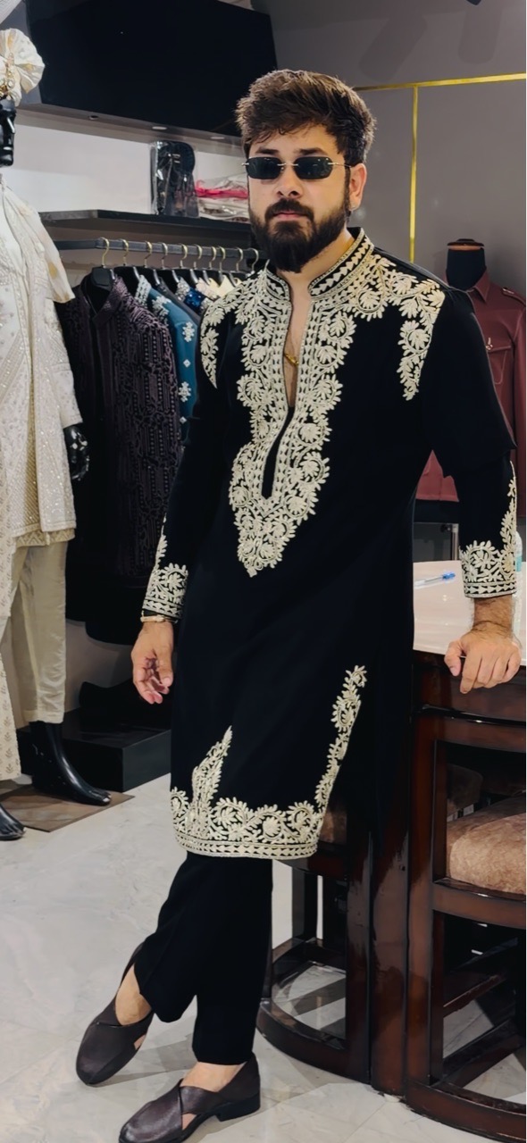 Embroidered Black Kurta Set With Dori Work view 3