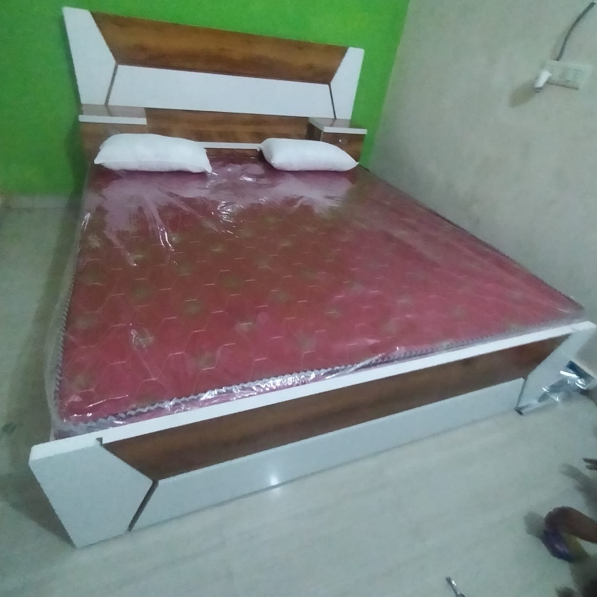Counter Bed view 4