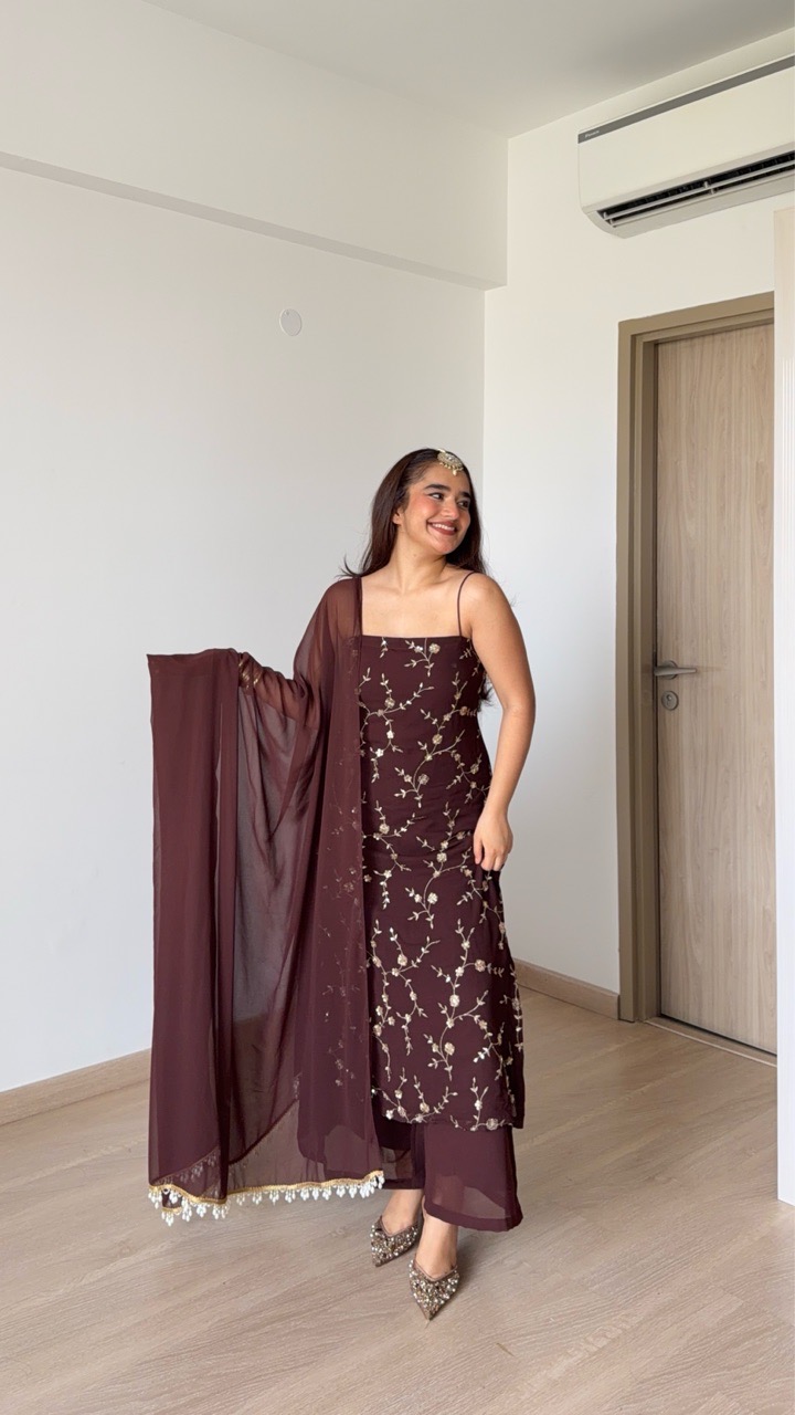 ‘Saba’ Suit Set view 3
