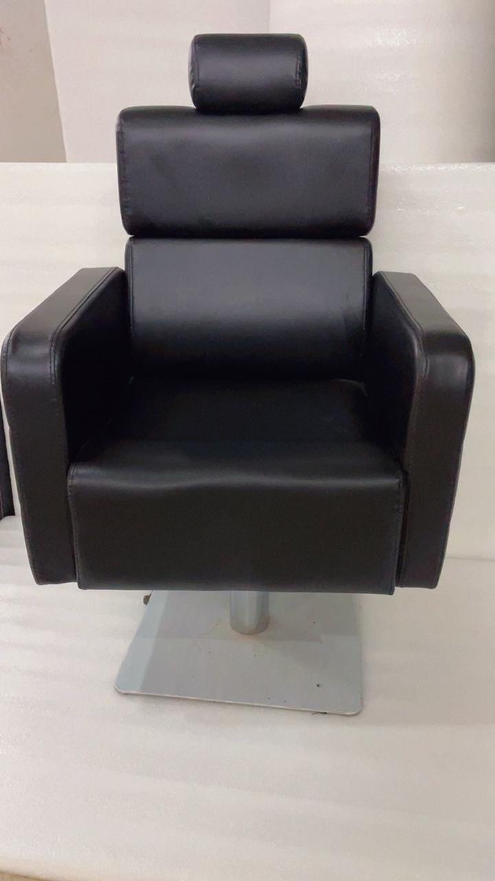 Green Leatherette Hair Cutting Chair view 4