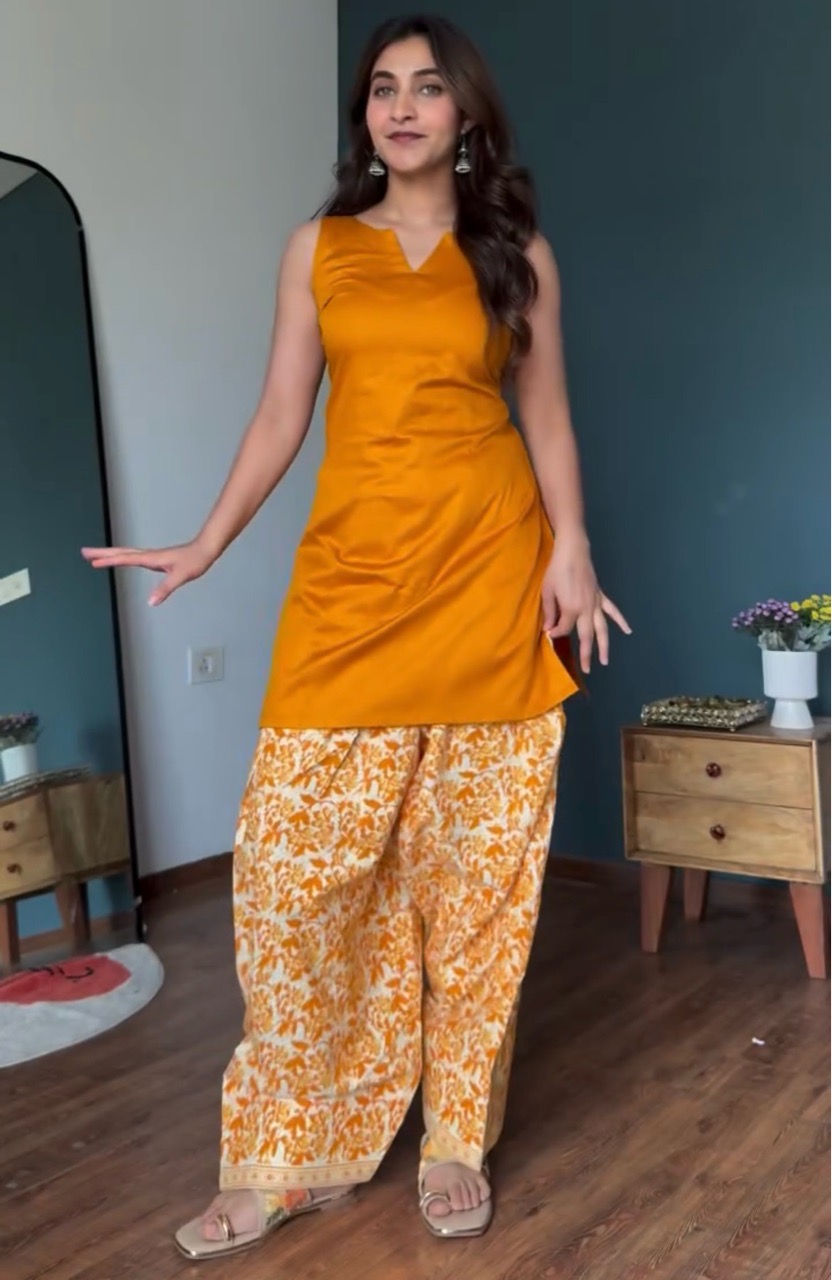 Printed Farshi Salvar set view 5