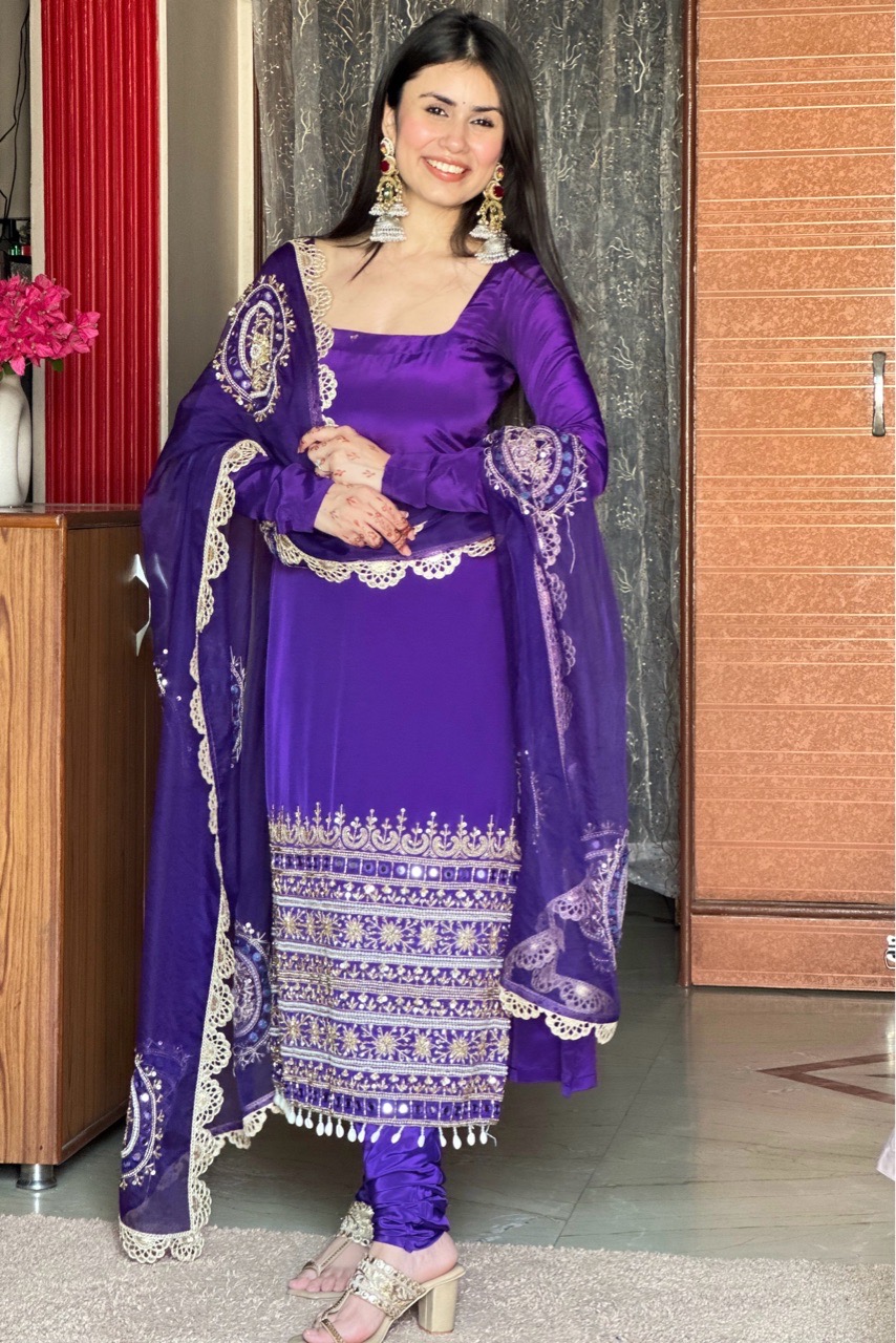 ‘Ada’ Light suit set- Purple- with sleeves view 4