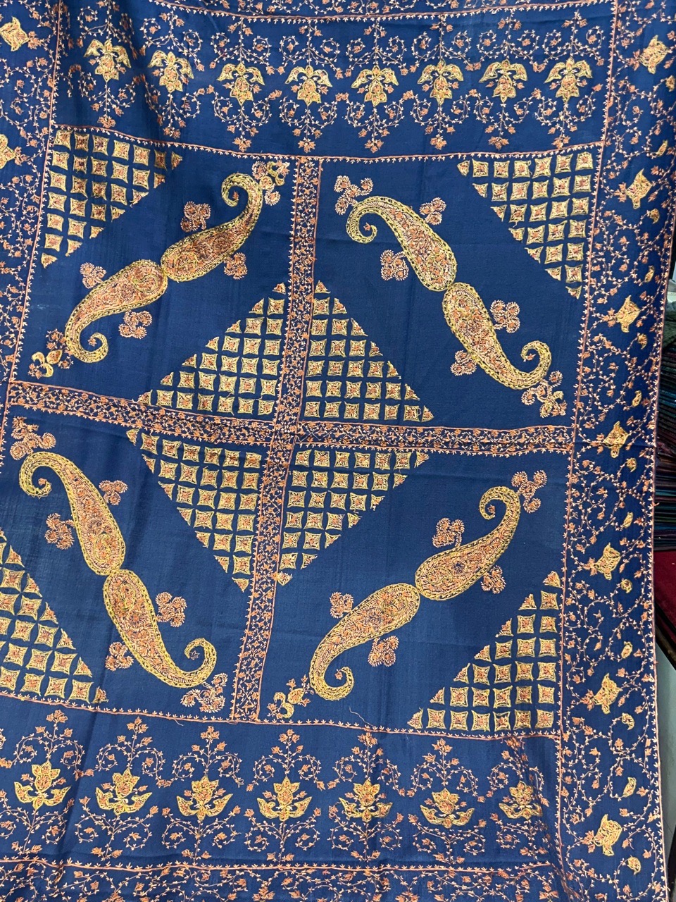 Poonam Shawl Emporium Embroidered Shawl