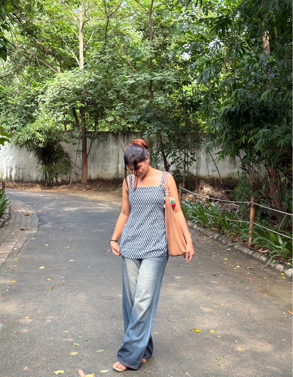 Stylish Checks Backless Top view 3