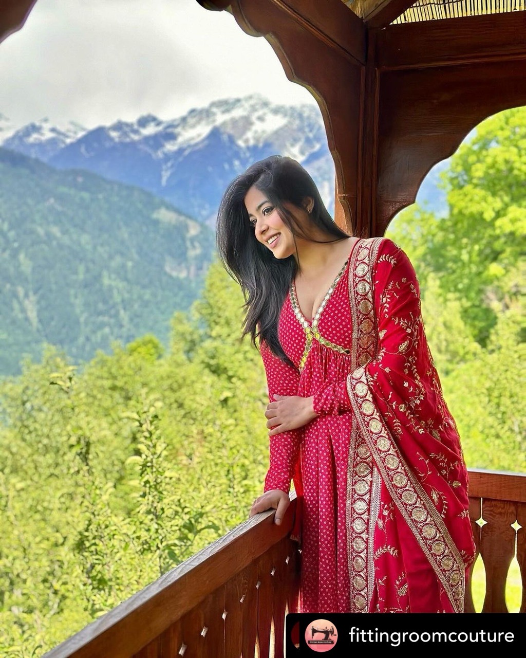 'Ruhani' Suit set view 5