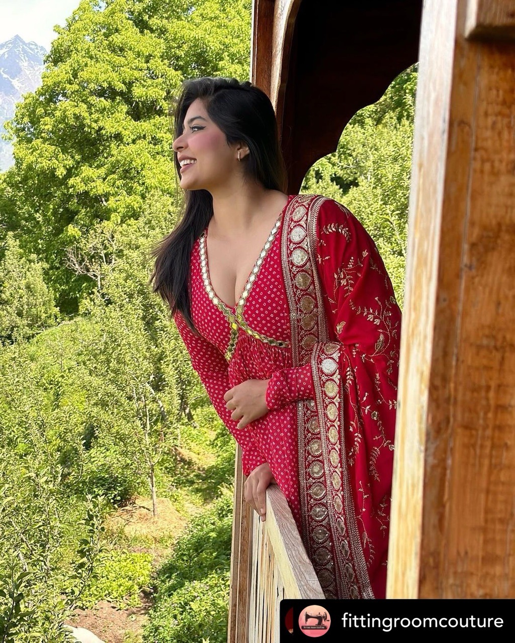 'Ruhani' Suit set view 6