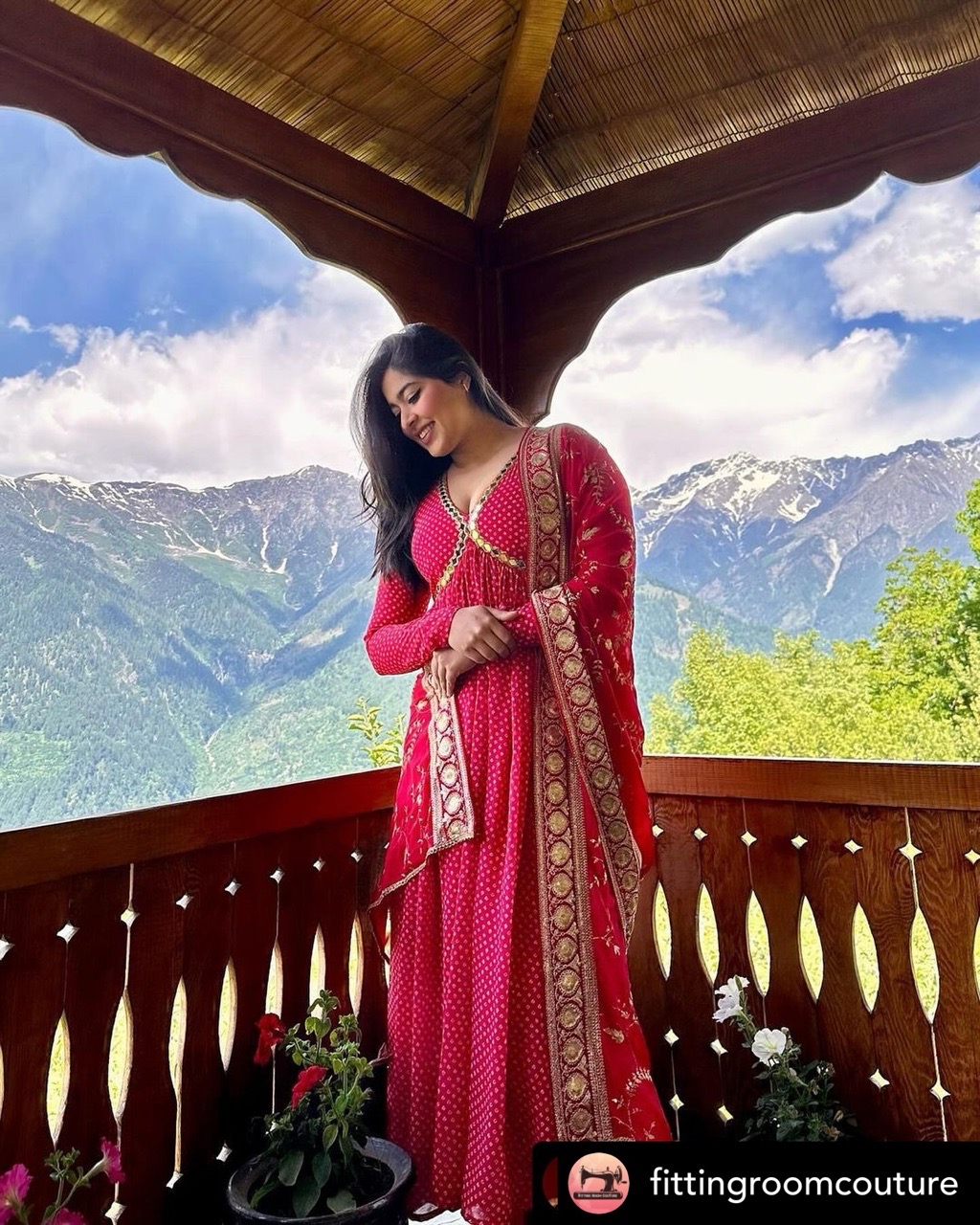 'Ruhani' Suit set view 7