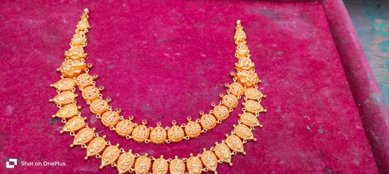 Gold Traditional Necklace1 view 7