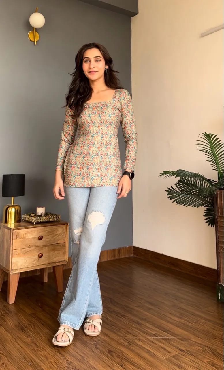Woolen Corset Kurti with Square Neck view 7